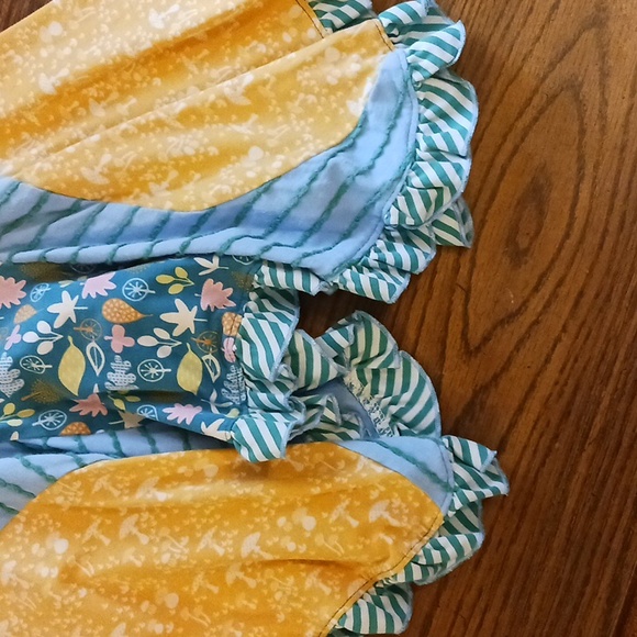 Maltida Jane size 2--2 piece set - Picture 5 of 10